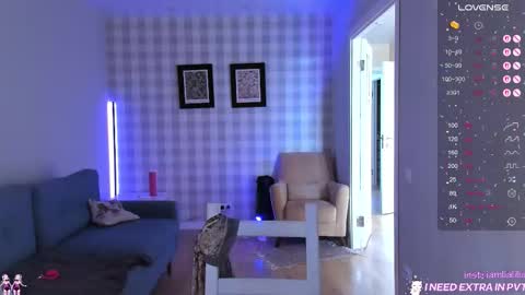 Snapshot of lialilia chatting on 09.24.25 lialilia online show from 09.24.25