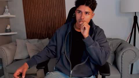 Liam Collins online show from 09.21.25