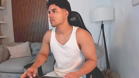 Liam Collins online show from 10.30.25