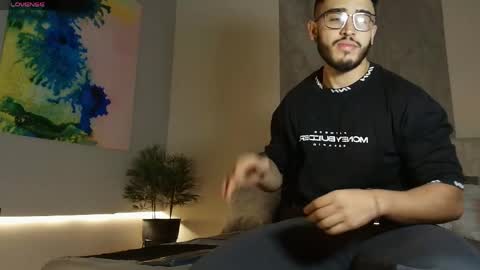 LIAM KLEIN online show from 05.18.26