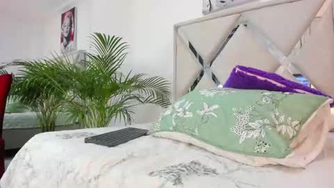 Call me Lian online show from 03.20.26