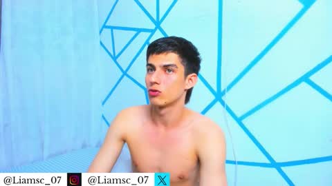 Snapshot of liam_scott77 chatting on 11.16.25 Liam scott77 online show from 11.16.25