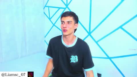 Snapshot of liam_scott77 chatting on 12.02.25 Liam scott77 online show from 12.02.25