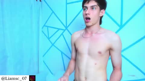 Liam scott77 online show from 04.28.26
