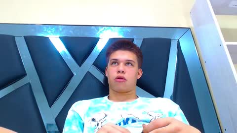 liam_york online show from 01.13.26