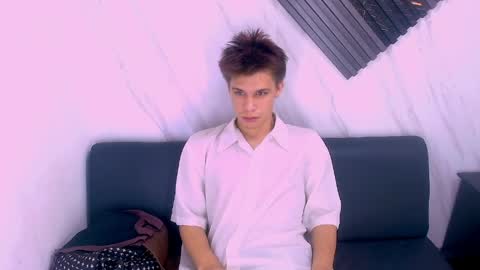 liam_york online show from 04.02.26