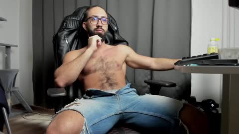 Liam online show from 01.30.25