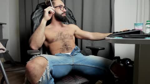 Liam online show from 02.08.25