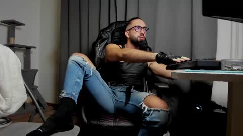 Liam online show from 03.05.25