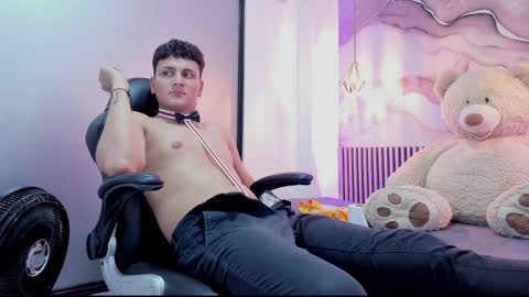 liamcardona online show from 09.16.25