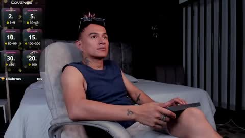 Snapshot of liamdeep_ chatting on 05.15.26 LiamDeep online show from 05.15.26