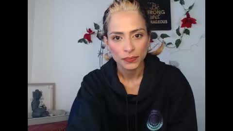 Snapshot of liamiler01_ chatting on 12.18.24 Lia Miller online show from 12.18.24