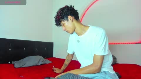 LIAM  KAI online show from 05.16.26