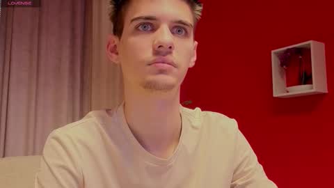 Snapshot of liammerci chatting on 11.12.25 liammerci online show from 11.12.25