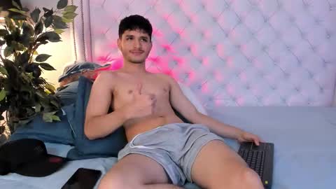 Snapshot of liammuller chatting on 02.25.26 liammuller online show from 02.25.26