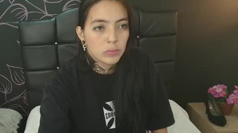 L I A M O N R O E online show from 12.15.25