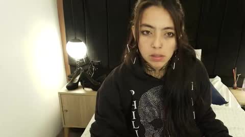 L I A M O N R O E online show from 03.22.26