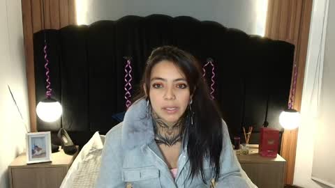 L I A M O N R O E online show from 04.07.26