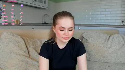 Snapshot of liamoonlit chatting on 07.21.26 Lia online show from 07.21.26