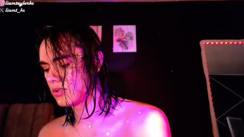 Tell me Liam online show from 02.21.25