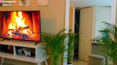 Tell me Liam online show from 09.30.25