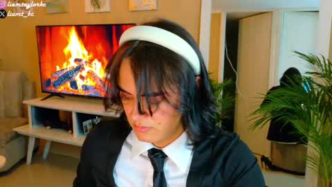 Tell me Liam online show from 10.01.25