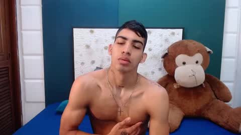 L I A M online show from 11.23.25