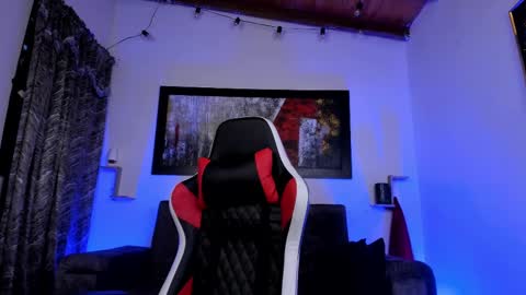 liamwyatt_ online show from 02.15.25