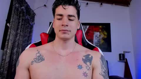 liamwyatt_ online show from 02.25.25