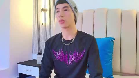 lian_cameron online show from 03.19.26