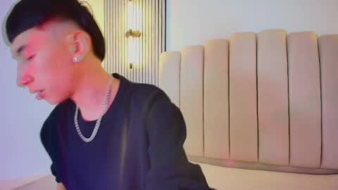 lian_cameron online show from 05.02.26
