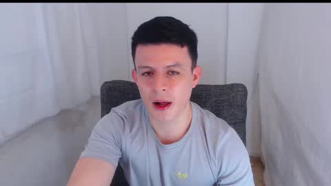 lian_eathan online show from 02.02.26