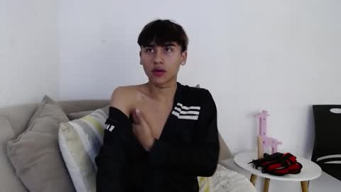 Snapshot of lian_ross chatting on 11.12.25 SAMUEL SAMY online show from 11.12.25