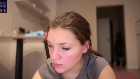 Snapshot of liana_8 chatting on 02.22.26 liana_8 online show from 02.22.26