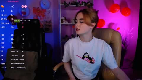 Little Liana  online show from 02.15.25