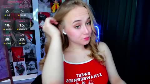 Snapshot of lianabright chatting on 05.02.26 Liana online show from 05.02.26