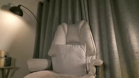 Snapshot of lianewhite chatting on 03.04.26 lianewhite online show from 03.04.26