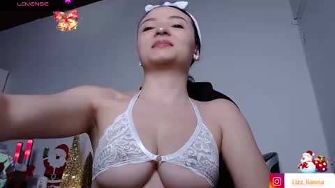 Snapshot of lianna_hot chatting on 12.06.24 --- buy my content naughty in my bio- online show from 12.06.24