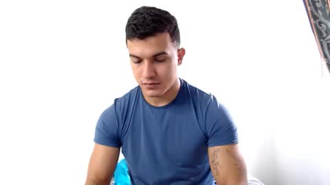 Snapshot of lianstonne chatting on 02.16.26 Liamstonne online show from 02.16.26