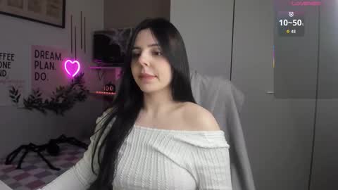 Lia online show from 11.10.25