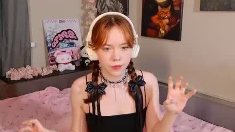 Snapshot of libellule_s chatting on 07.26.26 rock 90ssss first stream 30 june 1800 PDT online show from 07.26.26