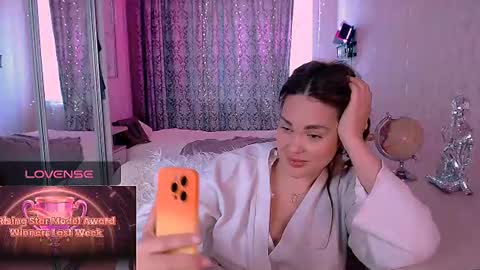 Snapshot of libra_mia chatting on 06.20.26 libra_mia online show from 06.20.26