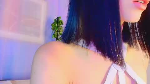 Valentina Hall online show from 08.02.26