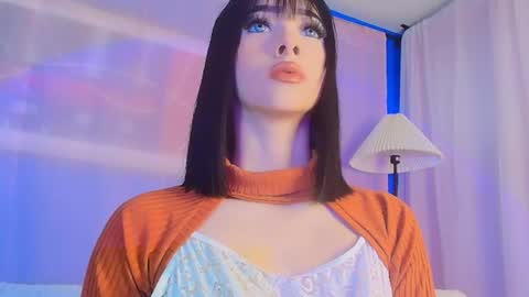Valentina Hall online show from 08.05.26