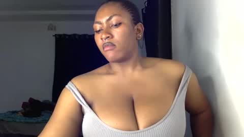 Snapshot of lick_my_pussyyy226651 chatting on 12.05.25 caira online show from 12.05.25