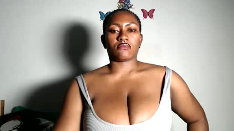 Snapshot of lick_my_pussyyy226651 chatting on 02.06.26 caira online show from 02.06.26