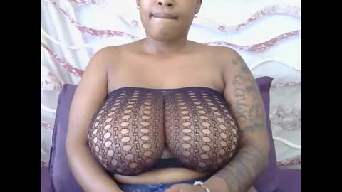 lickabletash98 online show from 01.25.25