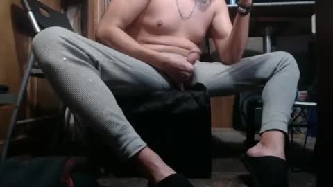 Snapshot of lickurlipz1 chatting on 11.13.25 lickurlipz1 online show from 11.13.25