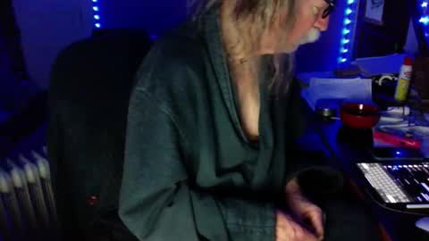 LickYourYoni online show from 12.04.25