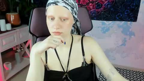 Hey My name is Lida online show from 07.04.26